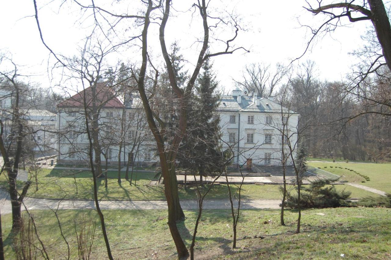 Hotel Butikowy Palac Jablonna Eksteriør billede