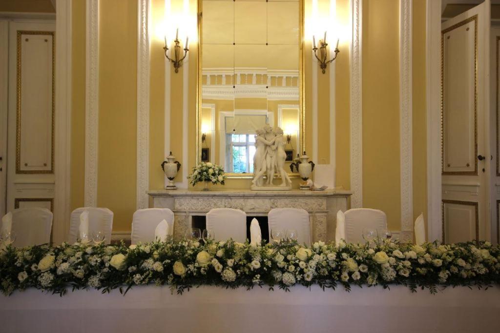 Hotel Butikowy Palac Jablonna Eksteriør billede